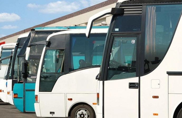 Wakacyjne kontrole autobusów 2023