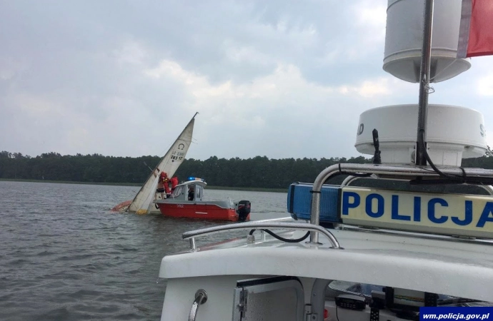 Wypadek jachtu na jeziorze Roś